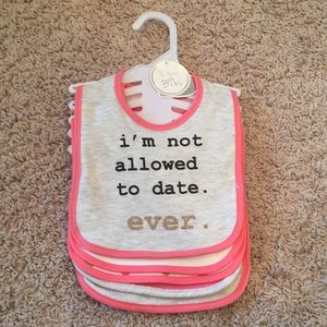 Set of 5 baby girl bibs - NEW